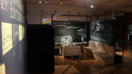 Vue de la scénographie de l'exposition Morfosonic 