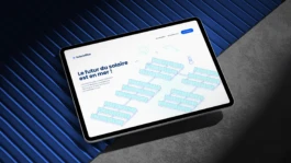 Design de site web pour SolarinBlue mettant en valeur la clarté et la transparence de l'énergie propre. 